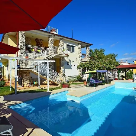 Apartment Fuer 4 Personen Ca 50 Qm In Fazana-surida, Istrien Istrische Riviera *