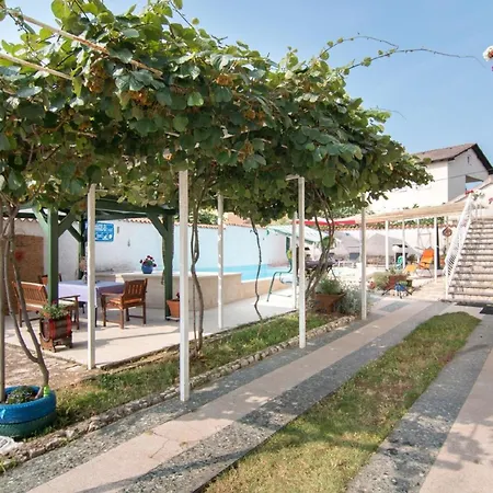 Apartment Fuer 4 Personen Ca 50 Qm In Fazana-surida, Istrien Istrische Riviera Valbandon
