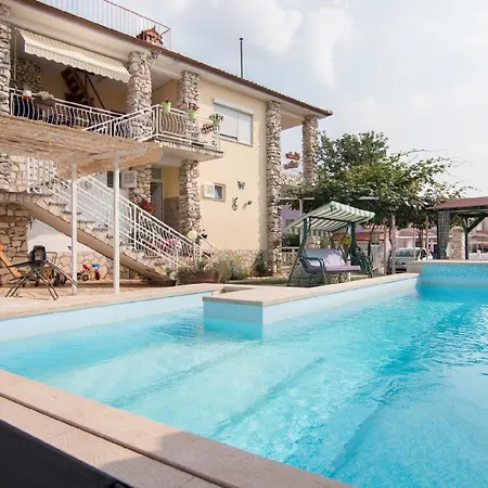 Fuer 4 Personen Ca 50 Qm In Fazana-surida, Istrien Istrische Riviera Apartment *